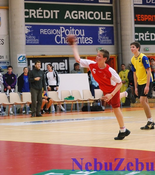 Hand_Celles_Lyon_04 [800x600].jpg